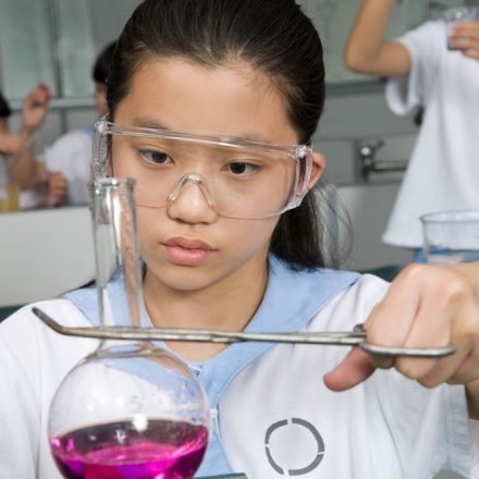 Chemistry Tuitions Help building Self-confidence