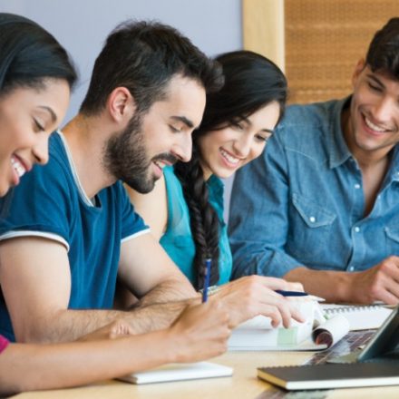 Advantages of learning English