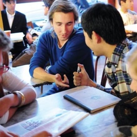 How can Chinese students overcome the difficulties of speaking in class?