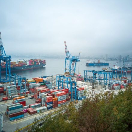 Supply Chain Management Roles That You Could Qualify for With a University of Phoenix Business Degree